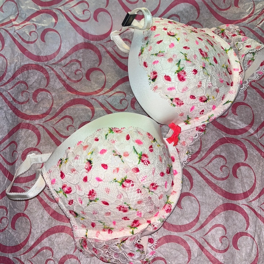 Victoria’s Secret Dream Angels Push-up Ditsy Floral